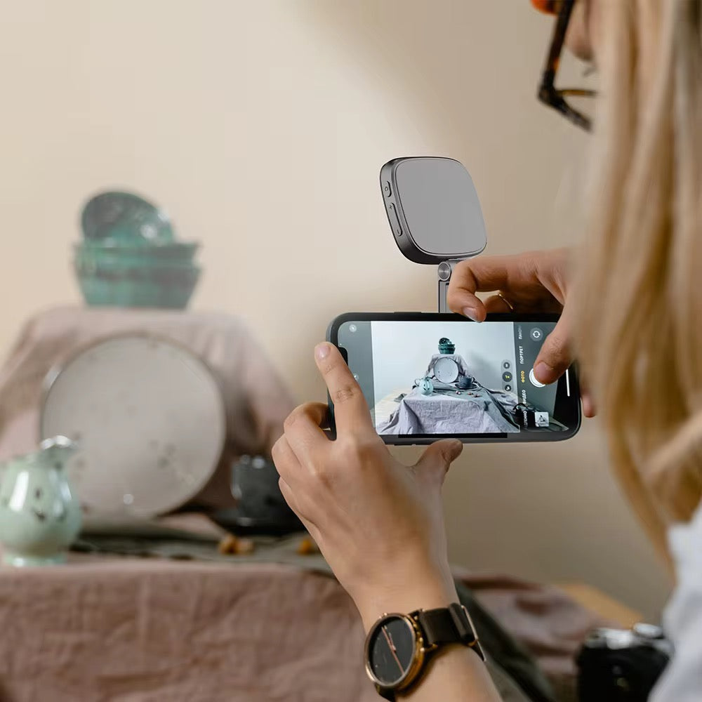 Selfie light magnetic