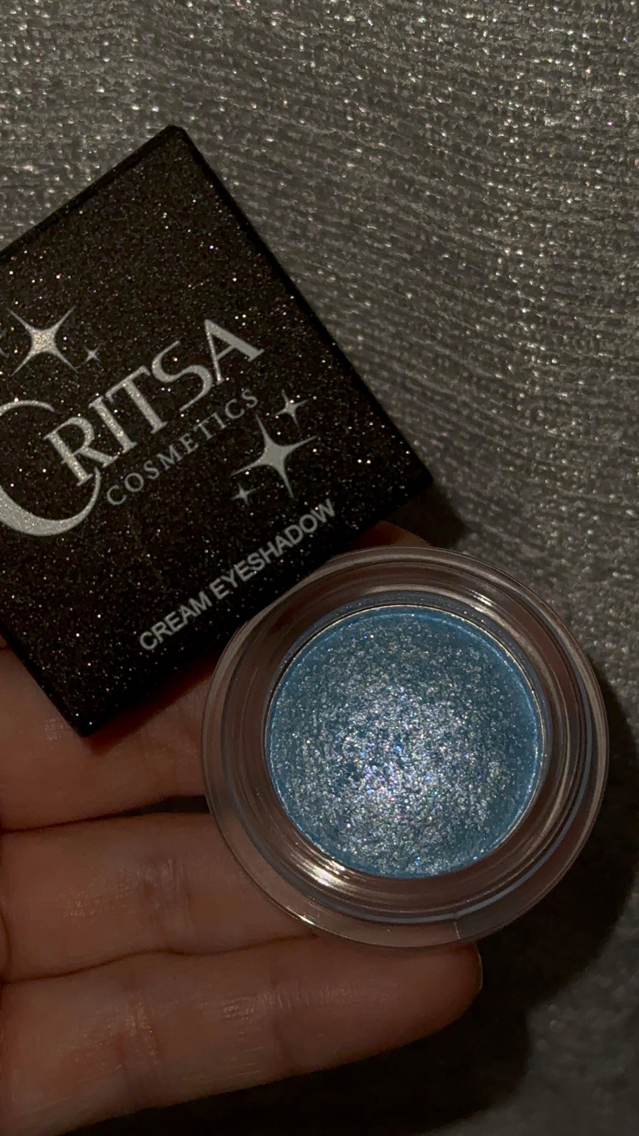 CREAM EYESHADOW