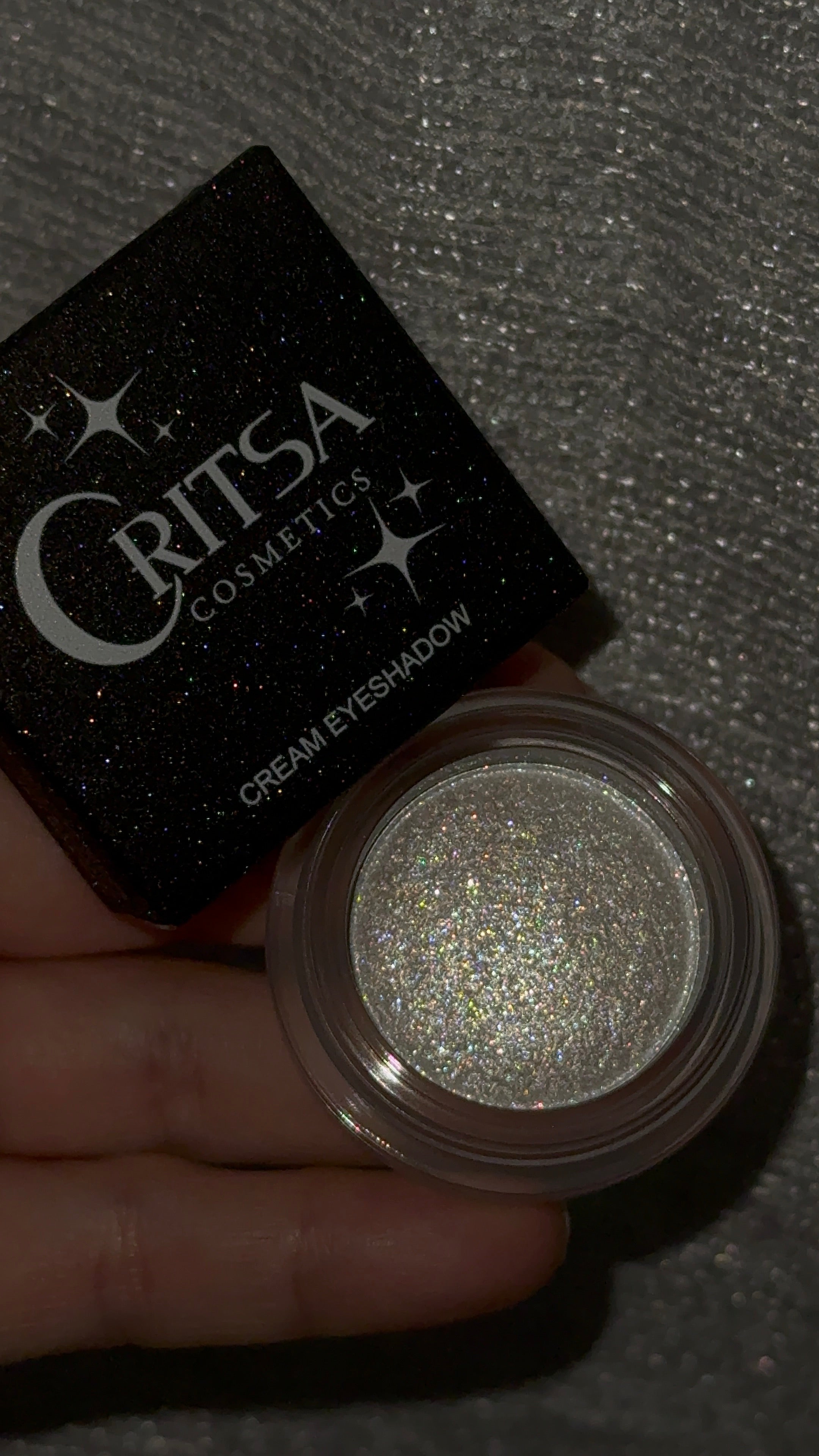 CREAM EYESHADOW