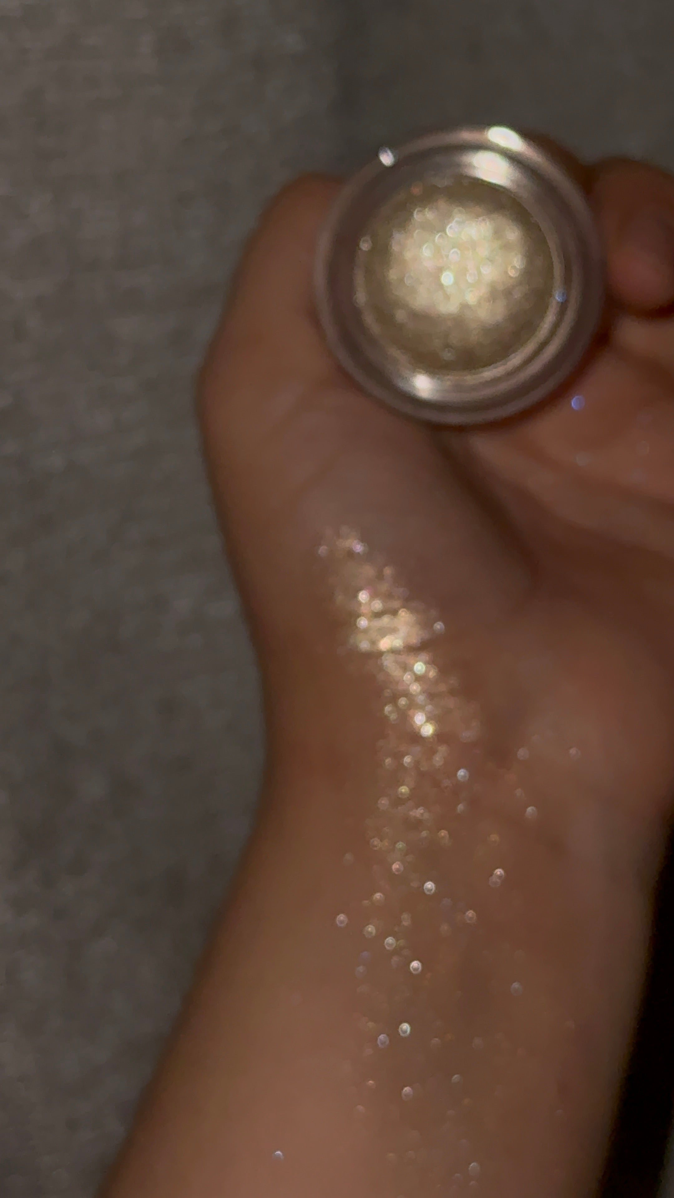 CREAM EYESHADOW